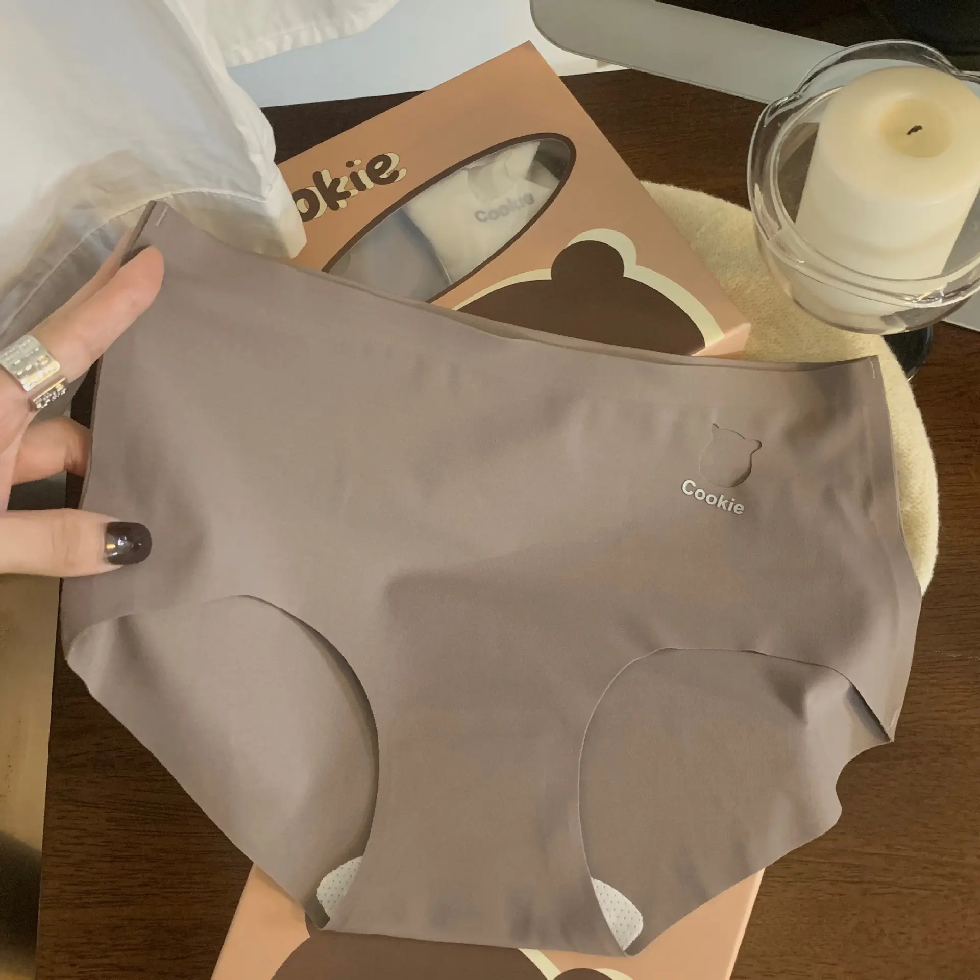 7A Mulberry Silk Antibacterial Mid-Waist Panty – Gift Box of 4 pcs