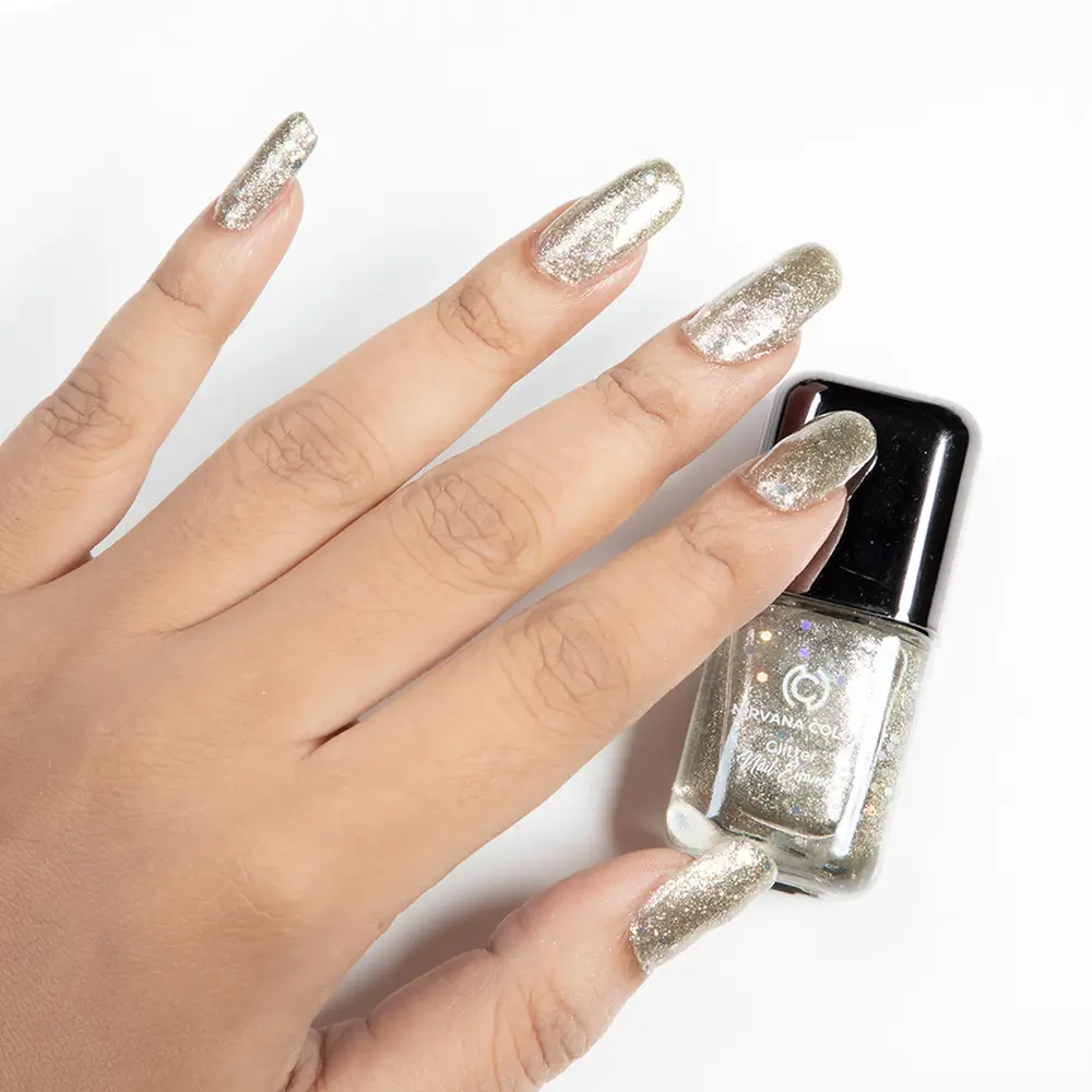 Nirvana Color Glitter Nail Enamel- Shiny Hand 22 (8ml)